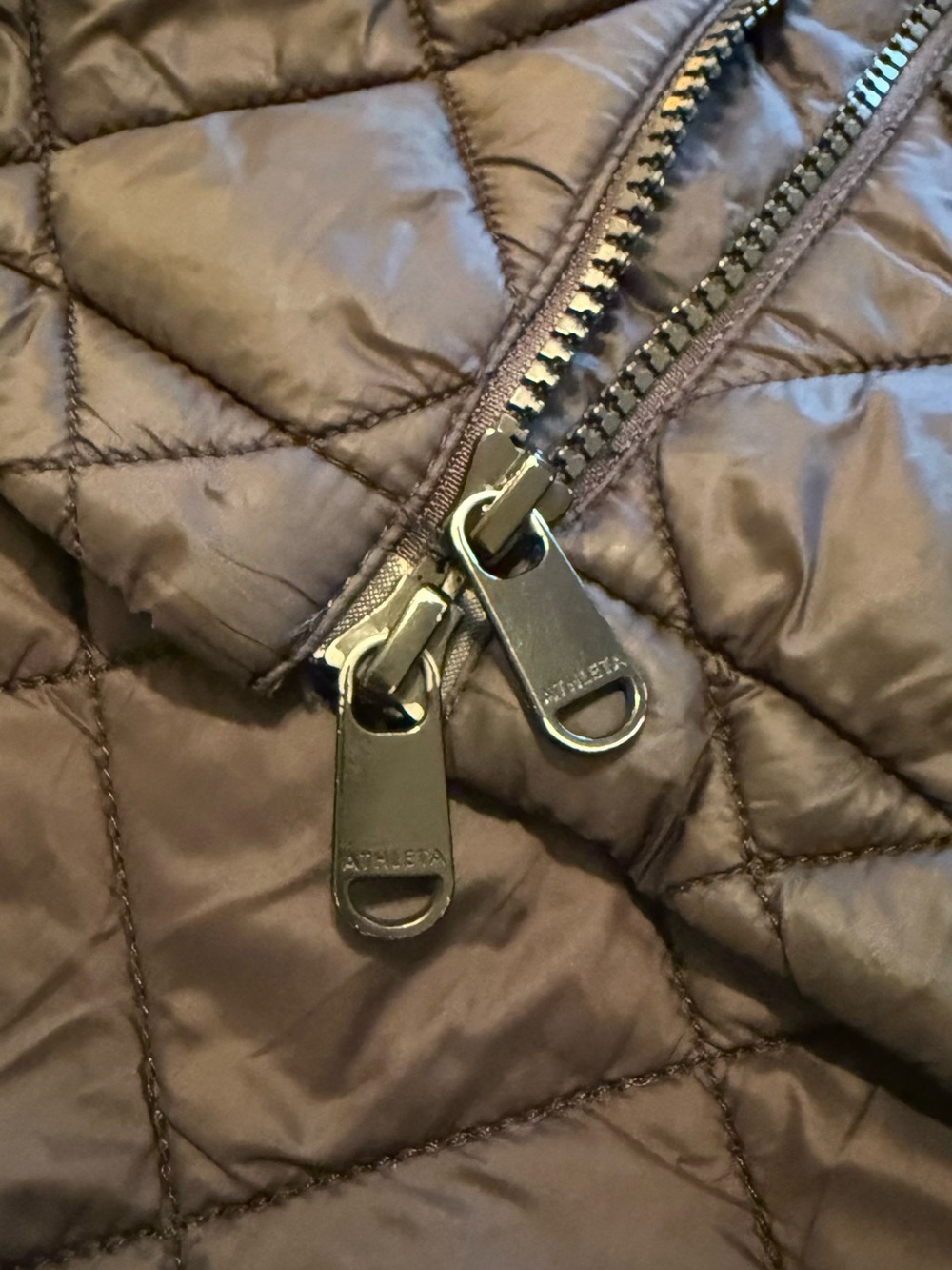 Athleta | Black Quilted Zip-Front Puffer Jacket | Size = XS - Picture 10 of 10